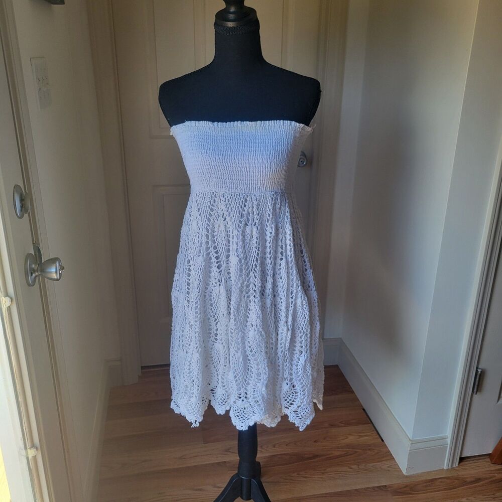 Raviya 2-in-1 White Crochet Convertible Strapless Dress / Maxi Skirt Cover-Up M